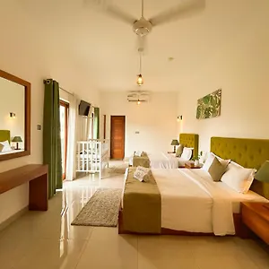 3* Hotel J Leaf By Blue Bird